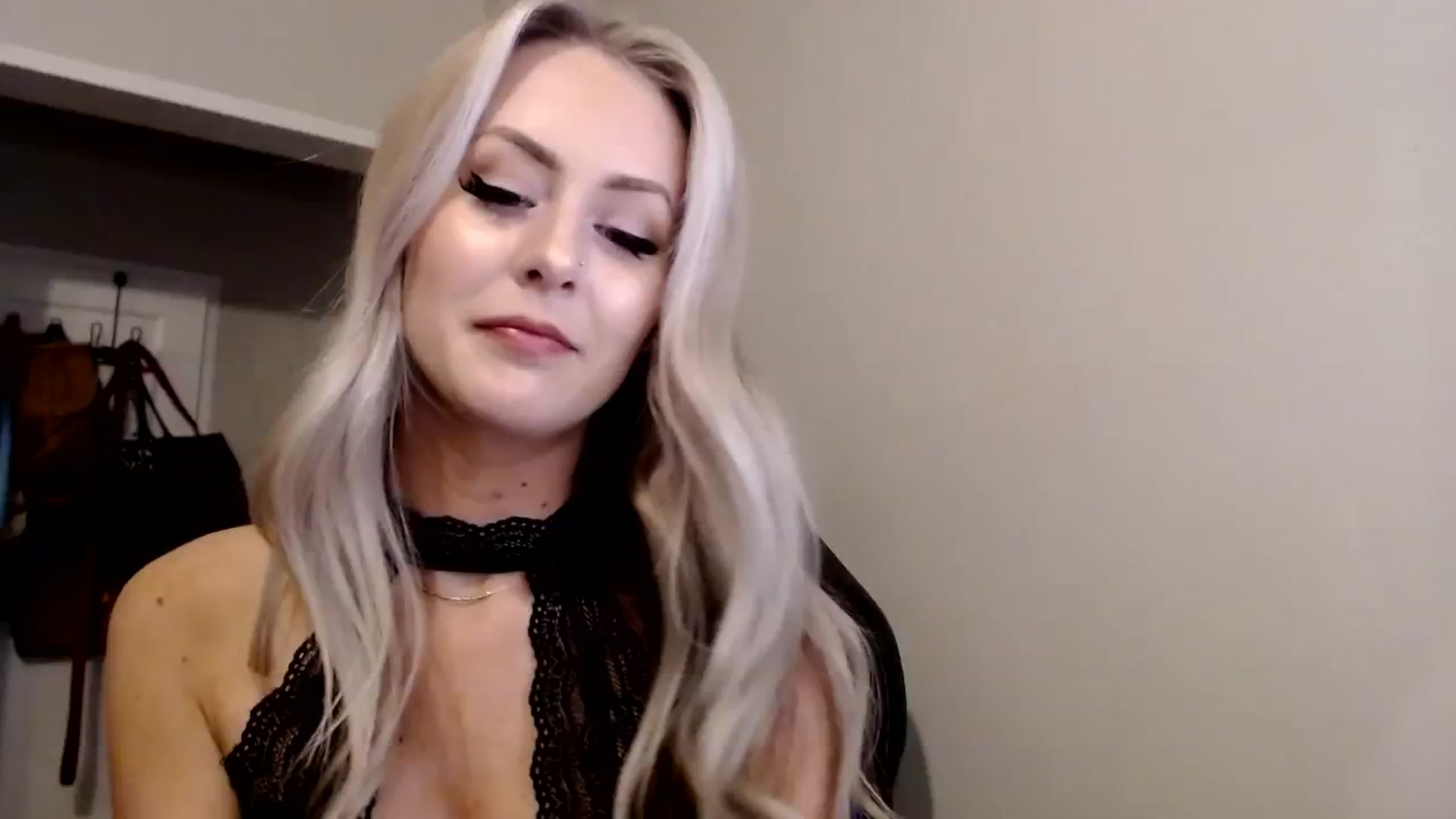 Gallery image thumbnail from babyaustyn's myfreecams stream on, 01/01/2024, 08:58 image 16 of 20