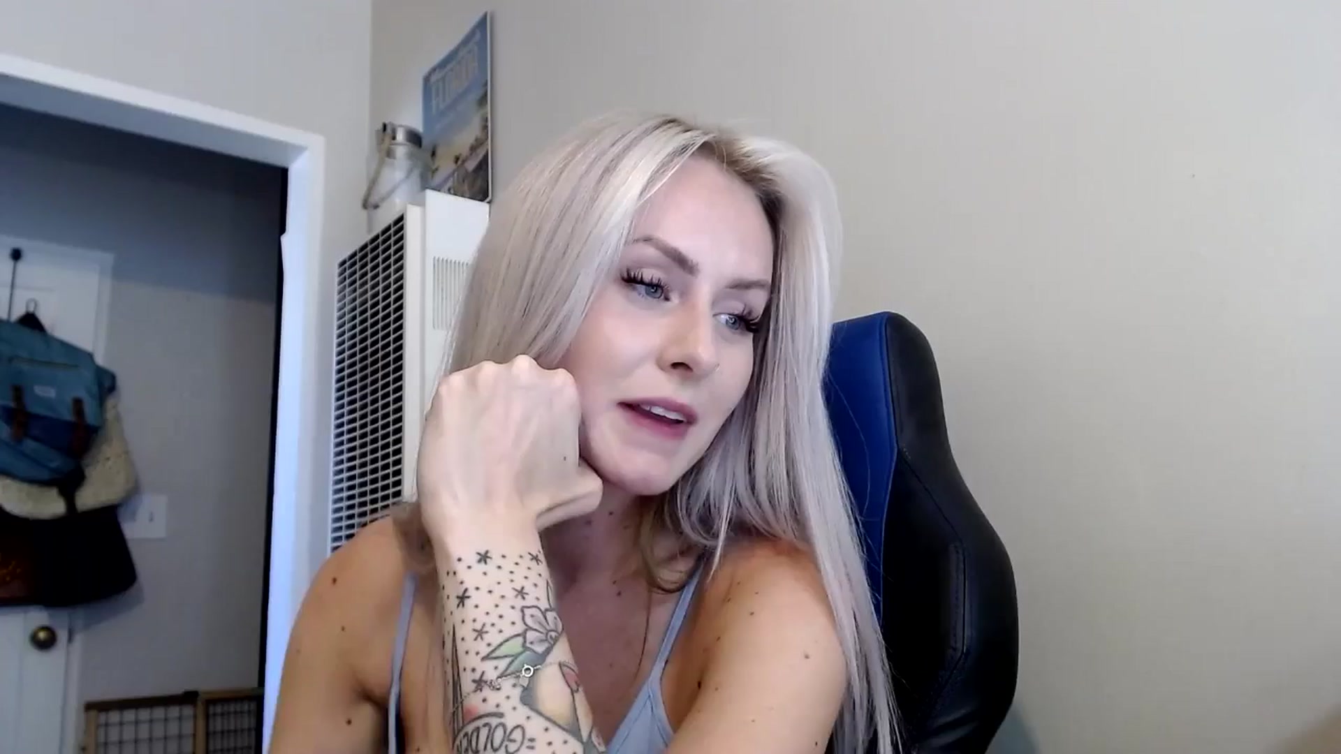 Gallery image thumbnail from babyaustyn's myfreecams stream on, 08/06/2024, 22:25 image 19 of 20