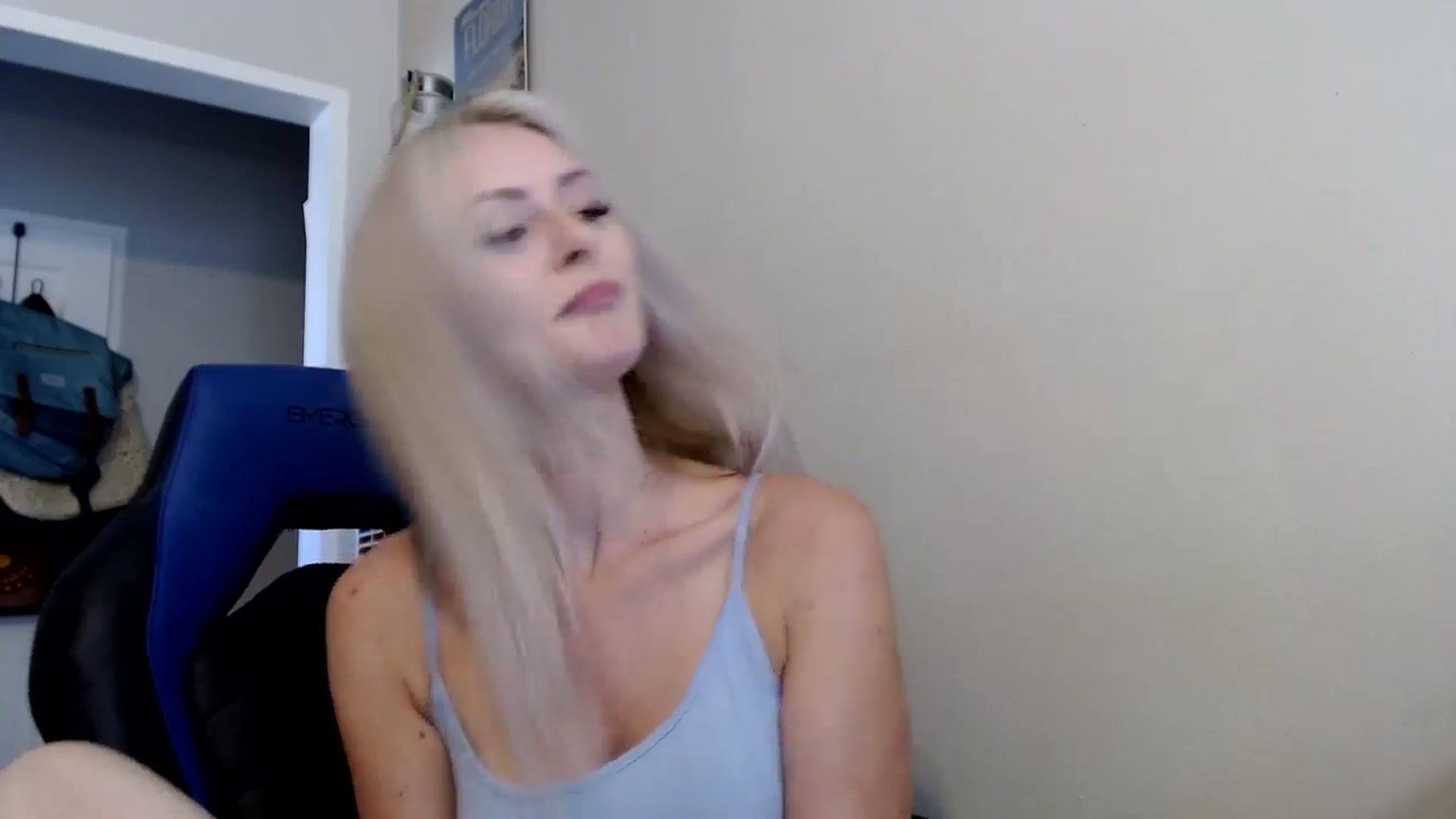 Gallery image thumbnail from babyaustyn's myfreecams stream on, 08/06/2024, 22:25 image 15 of 20