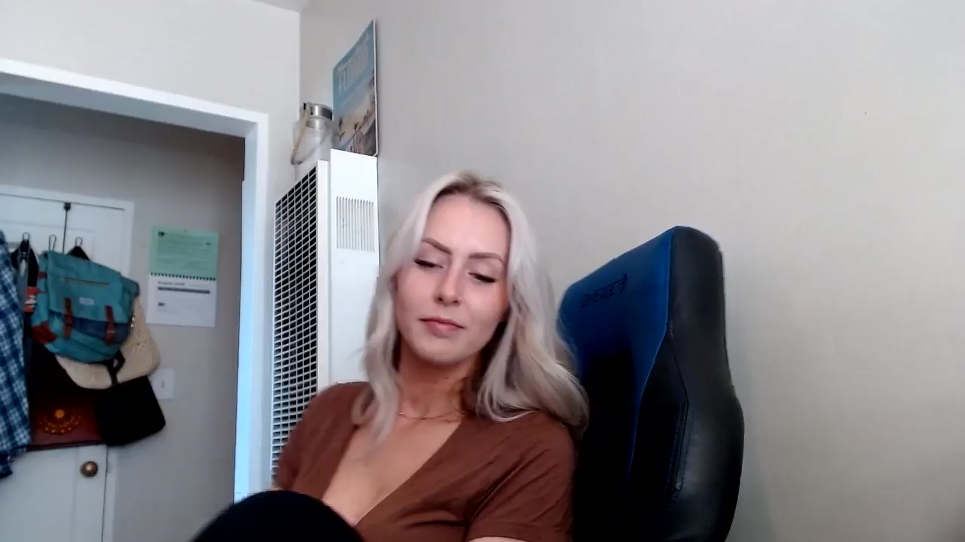Gallery image thumbnail from babyaustyn's myfreecams stream on, 08/20/2024, 18:28 image 20 of 20