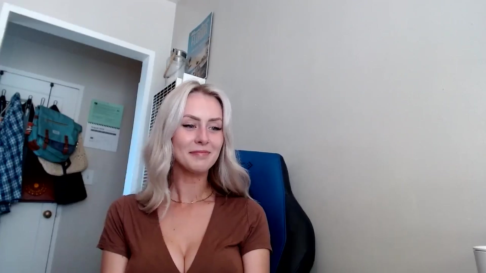 Gallery image thumbnail from babyaustyn's myfreecams stream on, 08/20/2024, 18:28 image 10 of 20
