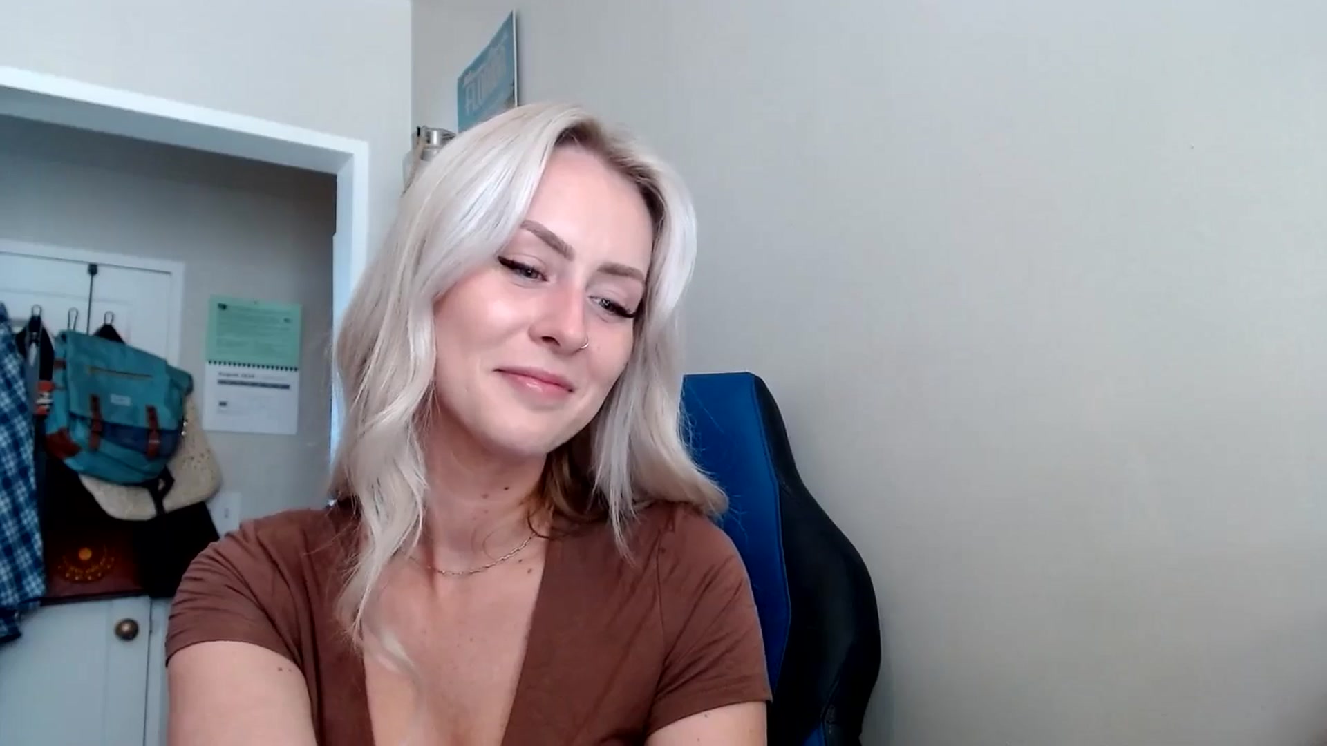 Gallery image thumbnail from babyaustyn's myfreecams stream on, 08/20/2024, 18:28 image 13 of 20