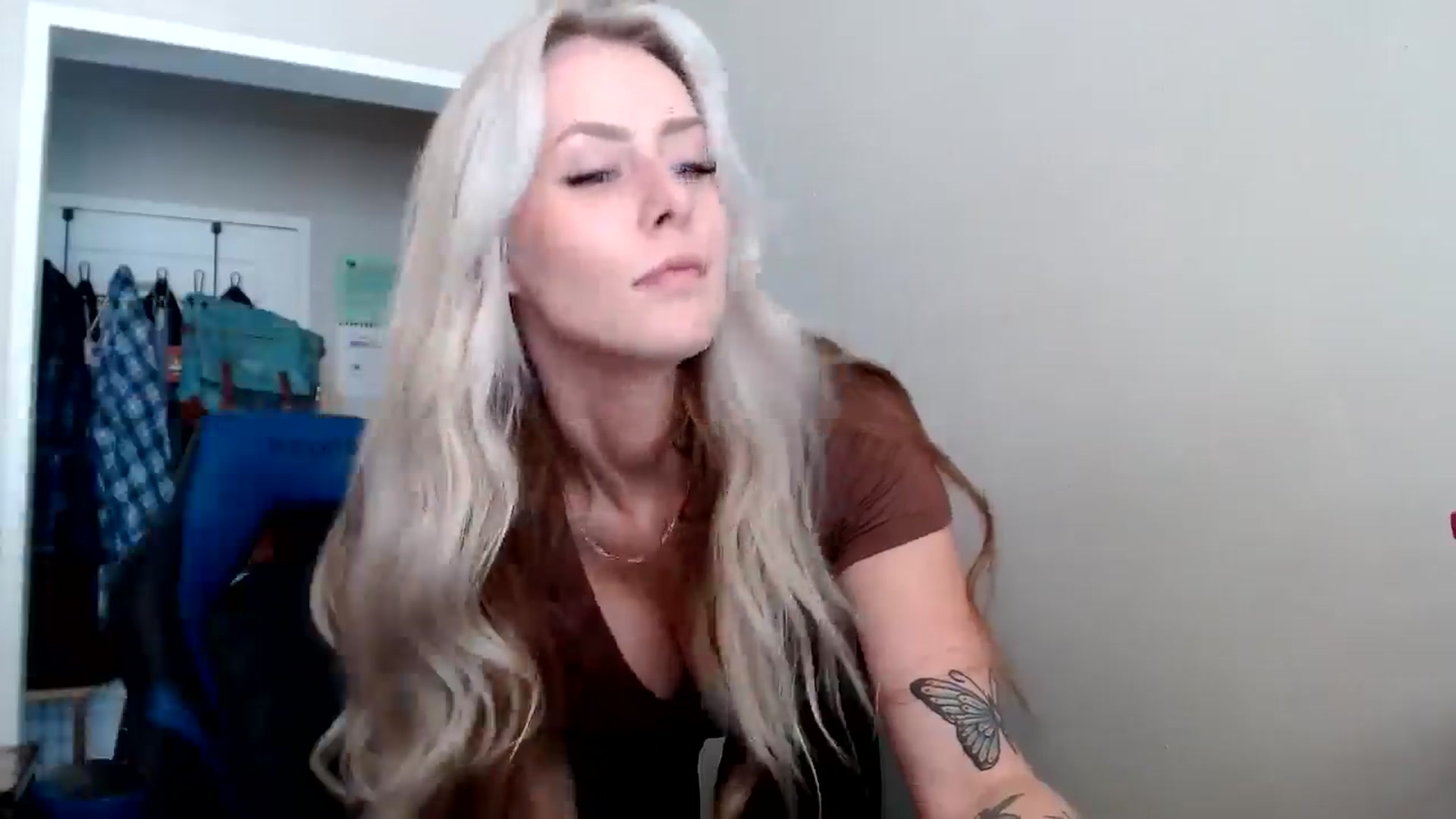 Gallery image thumbnail from babyaustyn's myfreecams stream on, 08/20/2024, 18:55 image 15 of 20