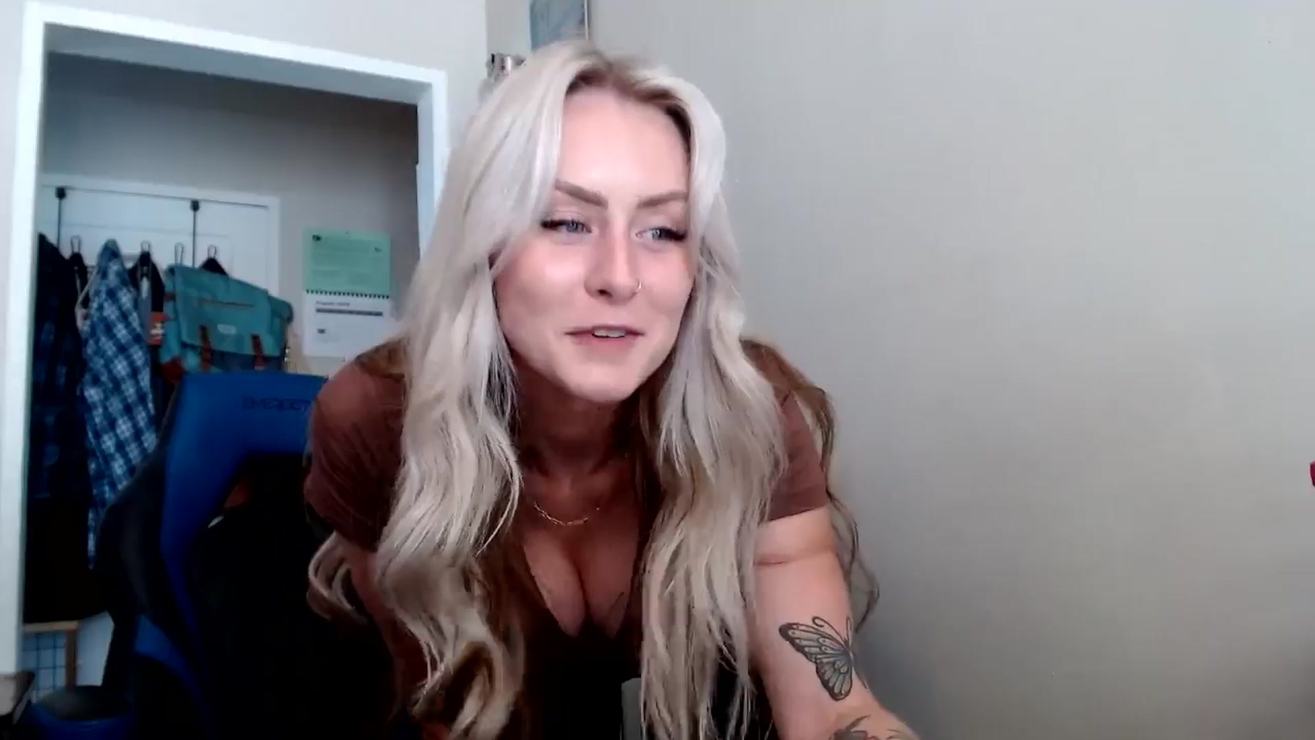Gallery image thumbnail from babyaustyn's myfreecams stream on, 08/20/2024, 18:55 image 13 of 20