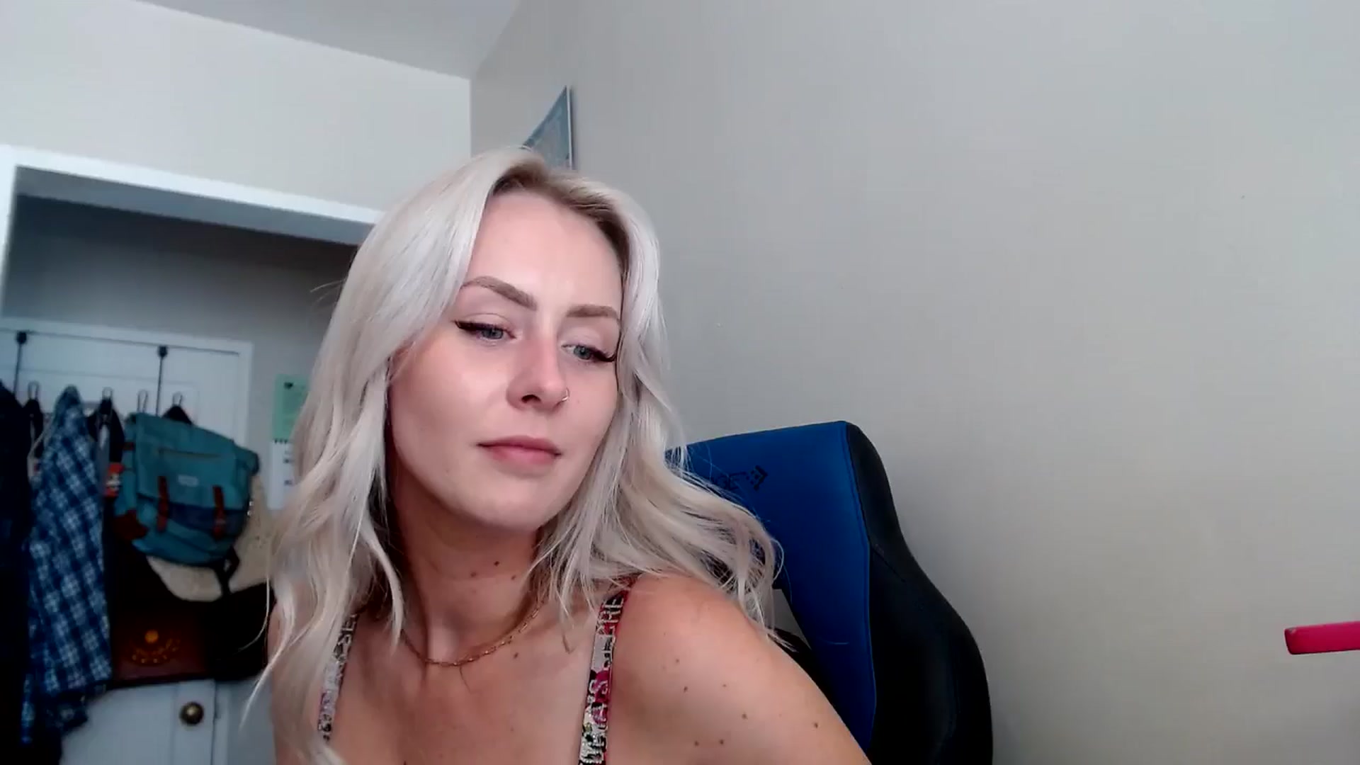 Gallery image thumbnail from babyaustyn's myfreecams stream on, 08/20/2024, 19:13 image 14 of 20