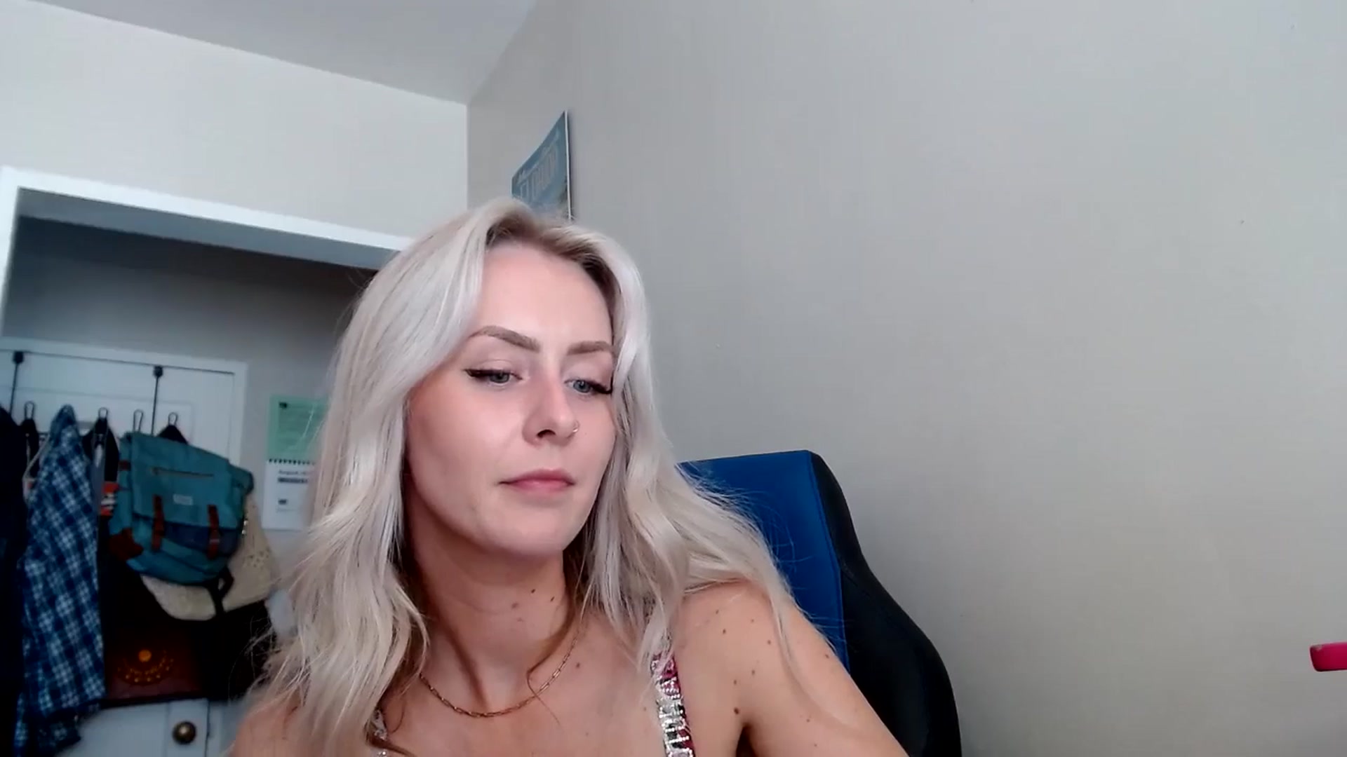 Gallery image thumbnail from babyaustyn's myfreecams stream on, 08/20/2024, 19:13 image 19 of 20