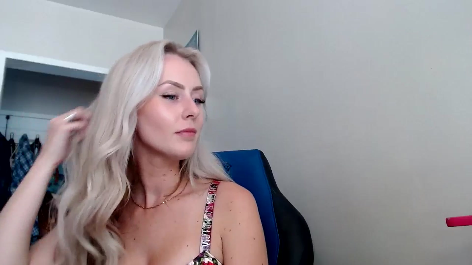 Gallery image thumbnail from babyaustyn's myfreecams stream on, 08/20/2024, 19:13 image 17 of 20