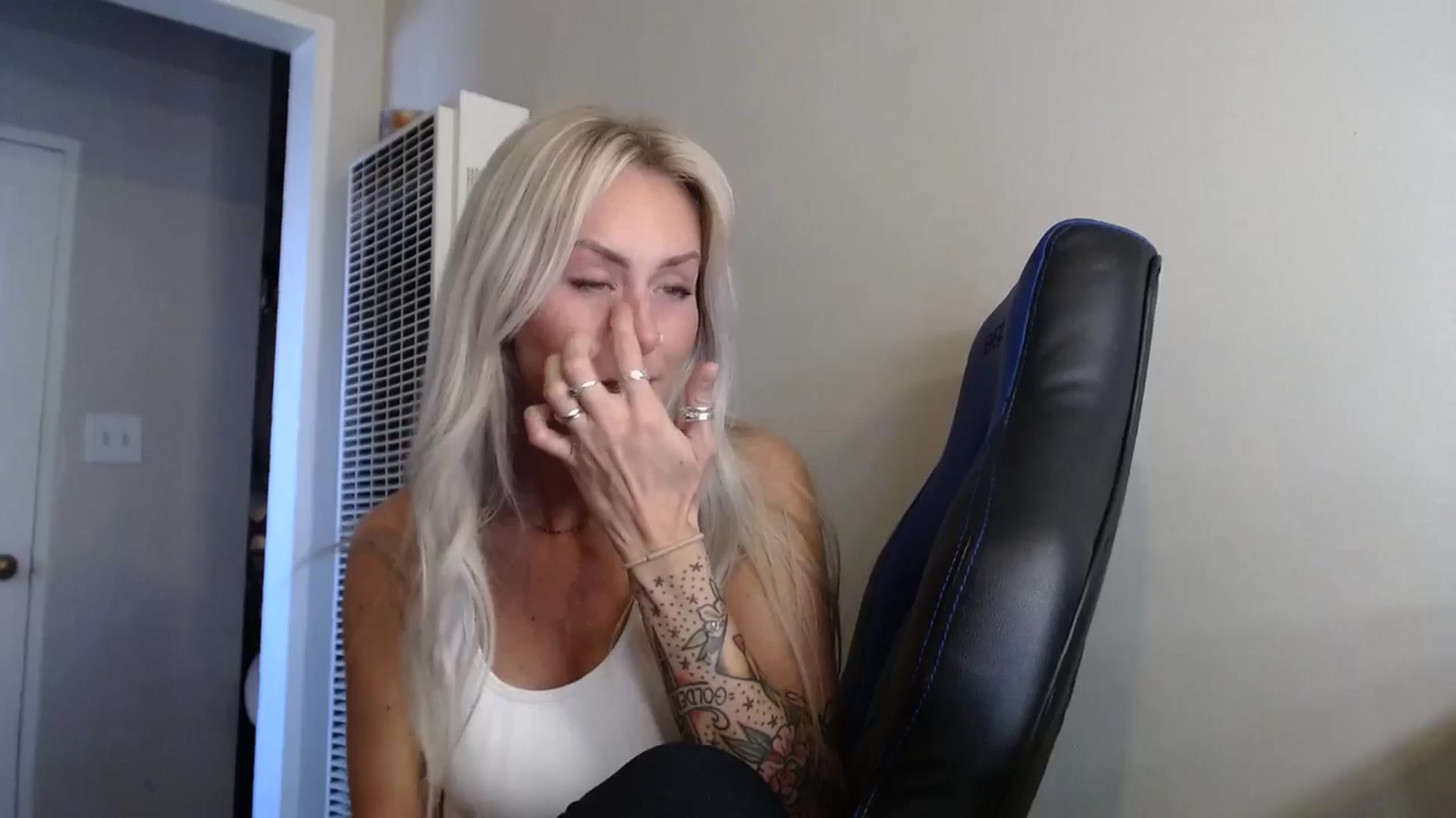Gallery image thumbnail from babyaustyn's myfreecams stream on, 01/28/2025, 20:30 image 2 of 20