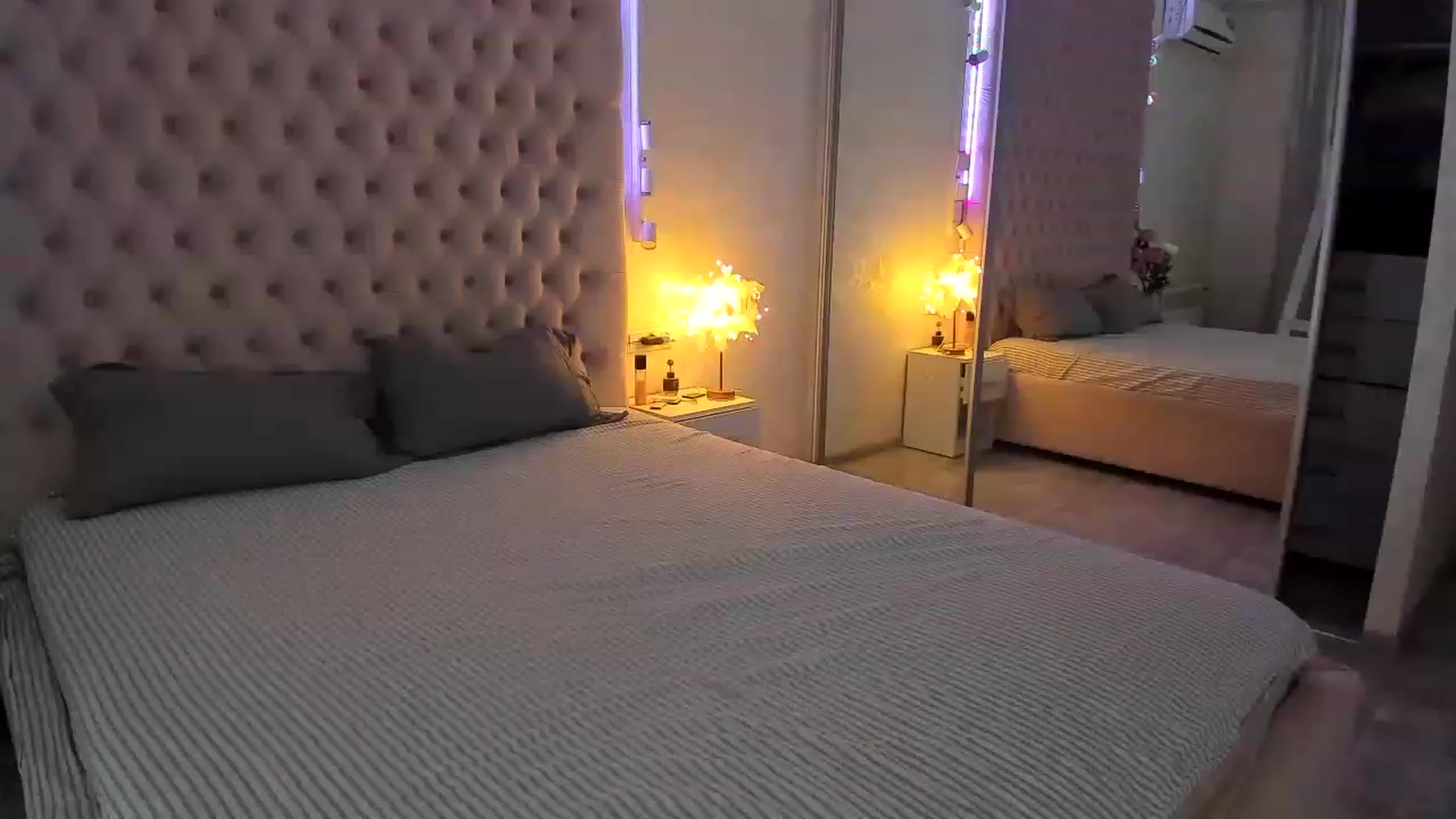 Gallery image thumbnail from babygirl____'s myfreecams stream on, 12/05/2022, 17:57 image 13 of 20