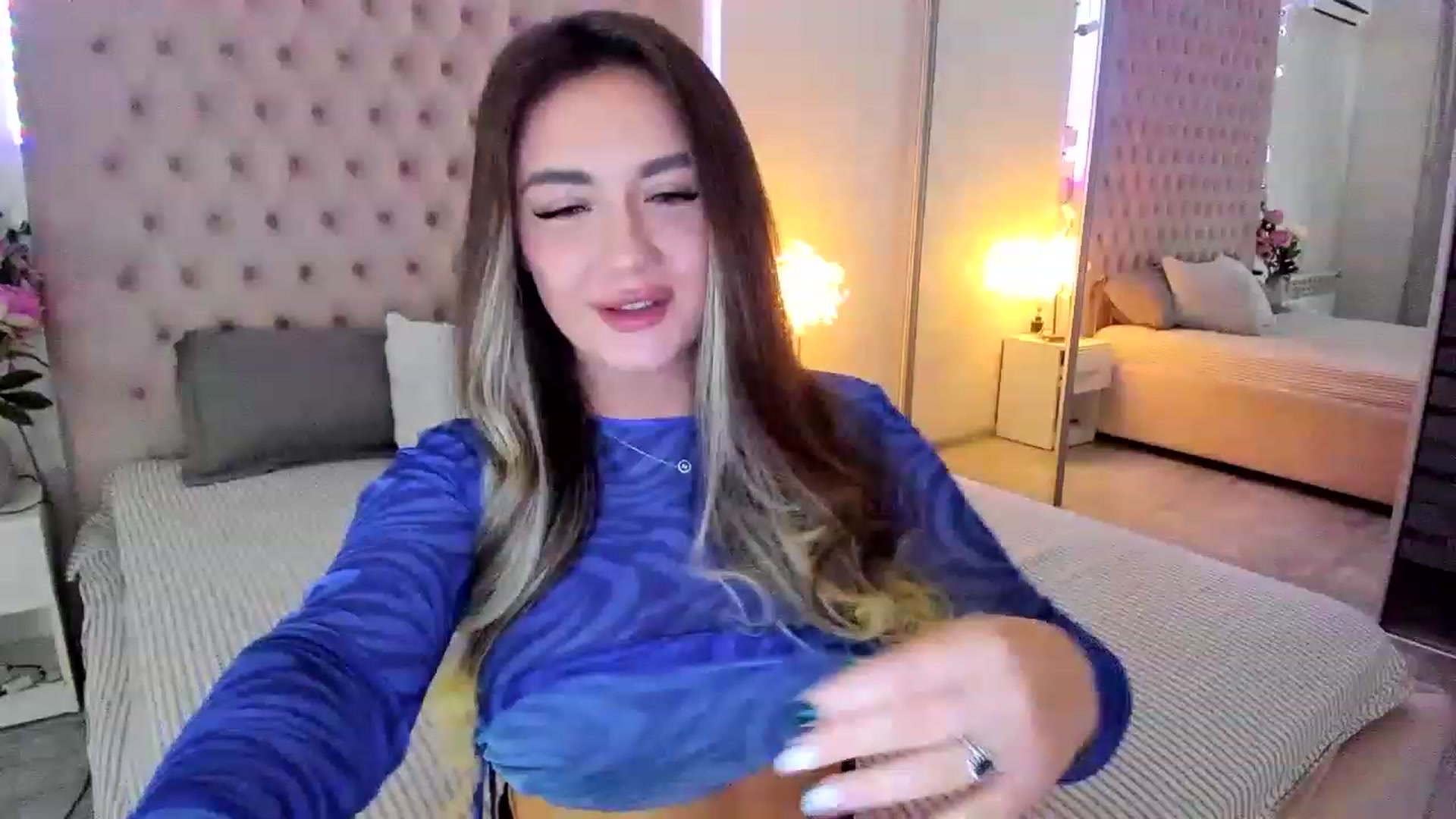 Gallery image thumbnail from babygirl____'s myfreecams stream on, 12/07/2022, 19:55 image 13 of 20