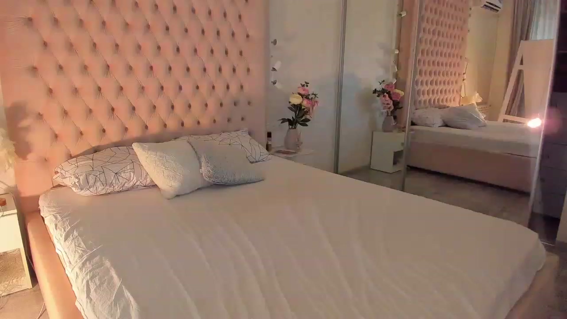 Gallery image thumbnail from babygirl____'s myfreecams stream on, 05/20/2023, 14:38 image 17 of 20