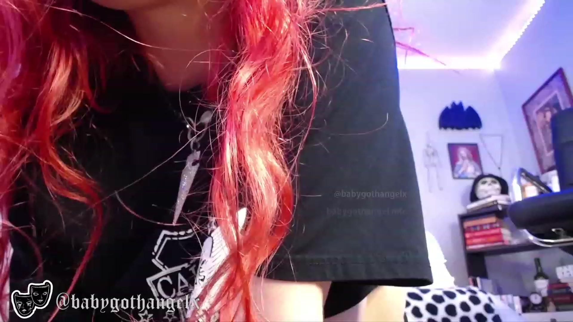 Gallery image thumbnail from babygothangel's myfreecams stream on, 11/19/2022, 05:29 image 7 of 20