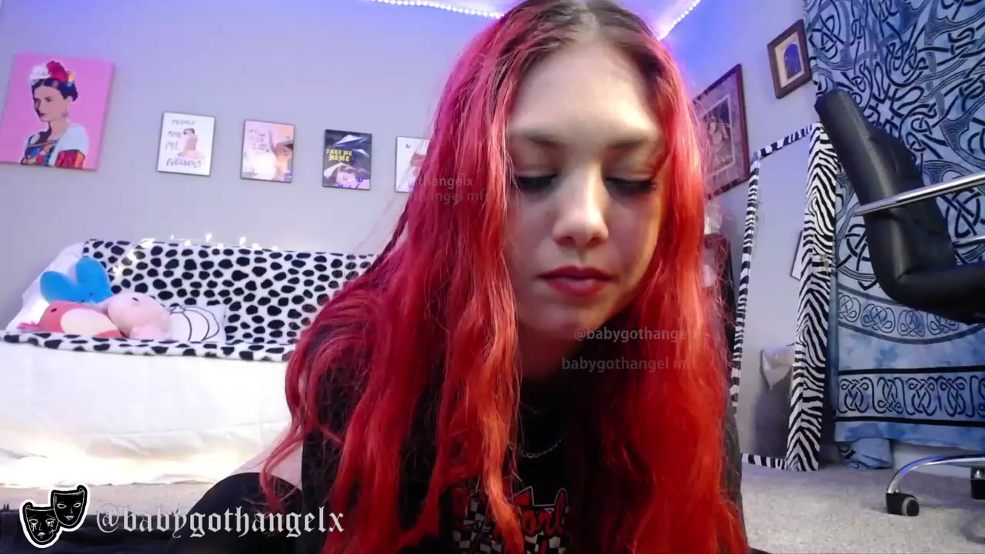 Gallery image thumbnail from babygothangel's myfreecams stream on, 11/24/2022, 06:28 image 11 of 20