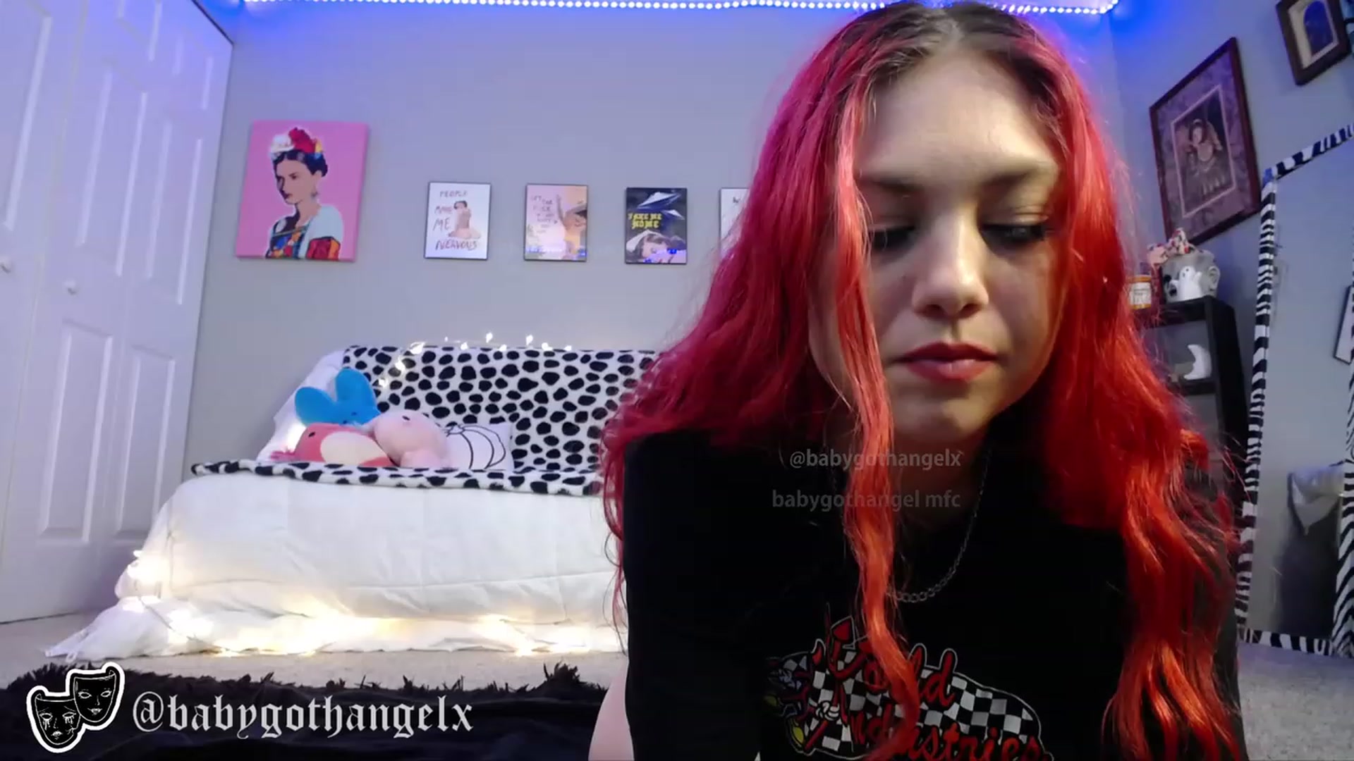 Gallery image thumbnail from babygothangel's myfreecams stream on, 11/24/2022, 06:28 image 9 of 20