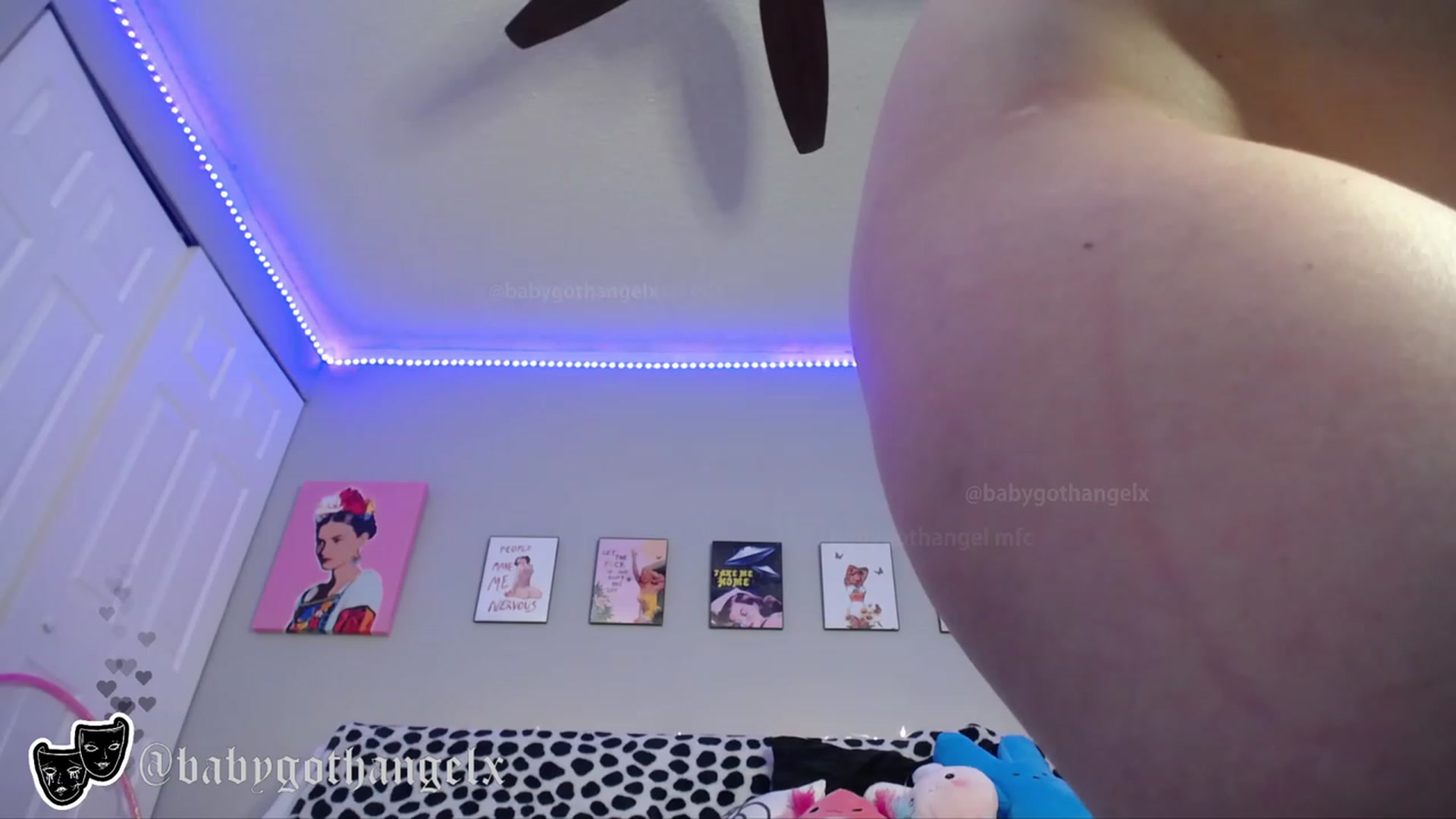 Gallery image thumbnail from babygothangel's myfreecams stream on, 01/08/2023, 15:43 image 20 of 20