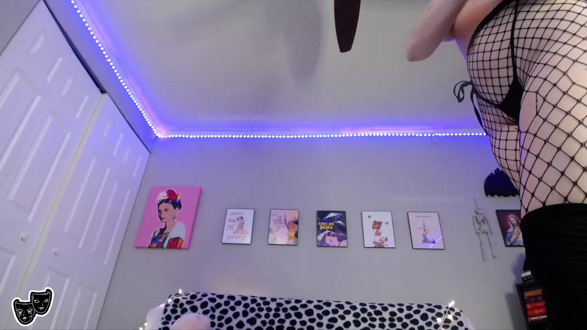 Gallery image thumbnail from babygothangel's myfreecams stream on, 01/16/2023, 12:26 image 5 of 20