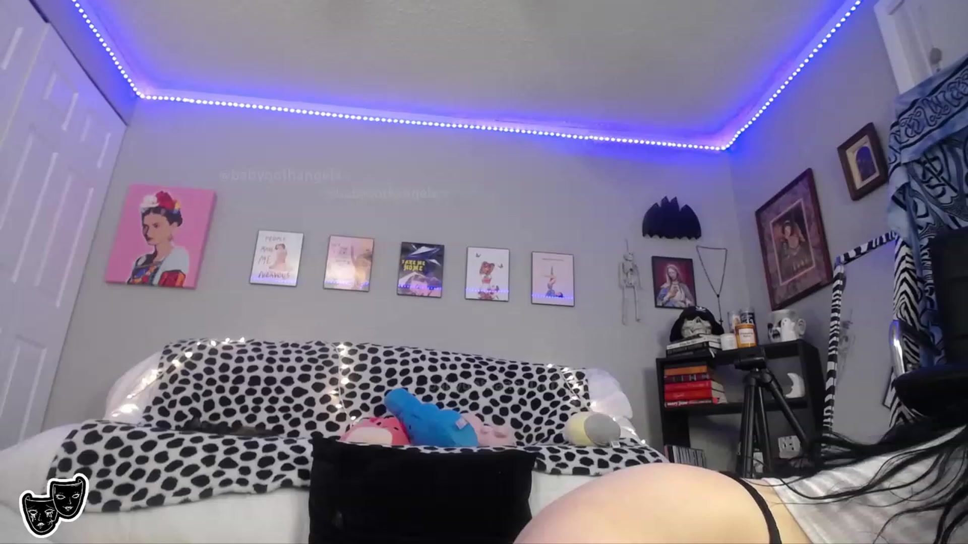 Gallery image thumbnail from babygothangel's myfreecams stream on, 02/02/2023, 12:12 image 16 of 20