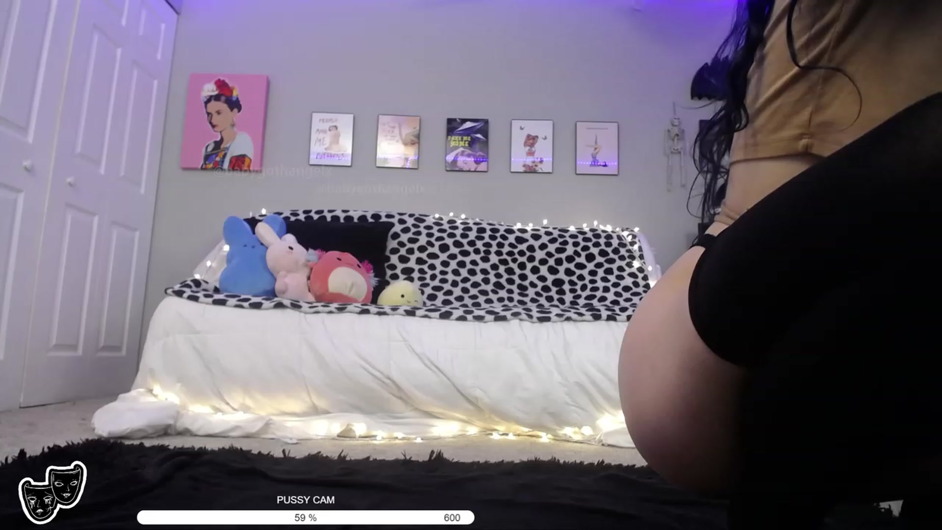 Gallery image thumbnail from babygothangel's myfreecams stream on, 02/06/2023, 13:18 image 3 of 20