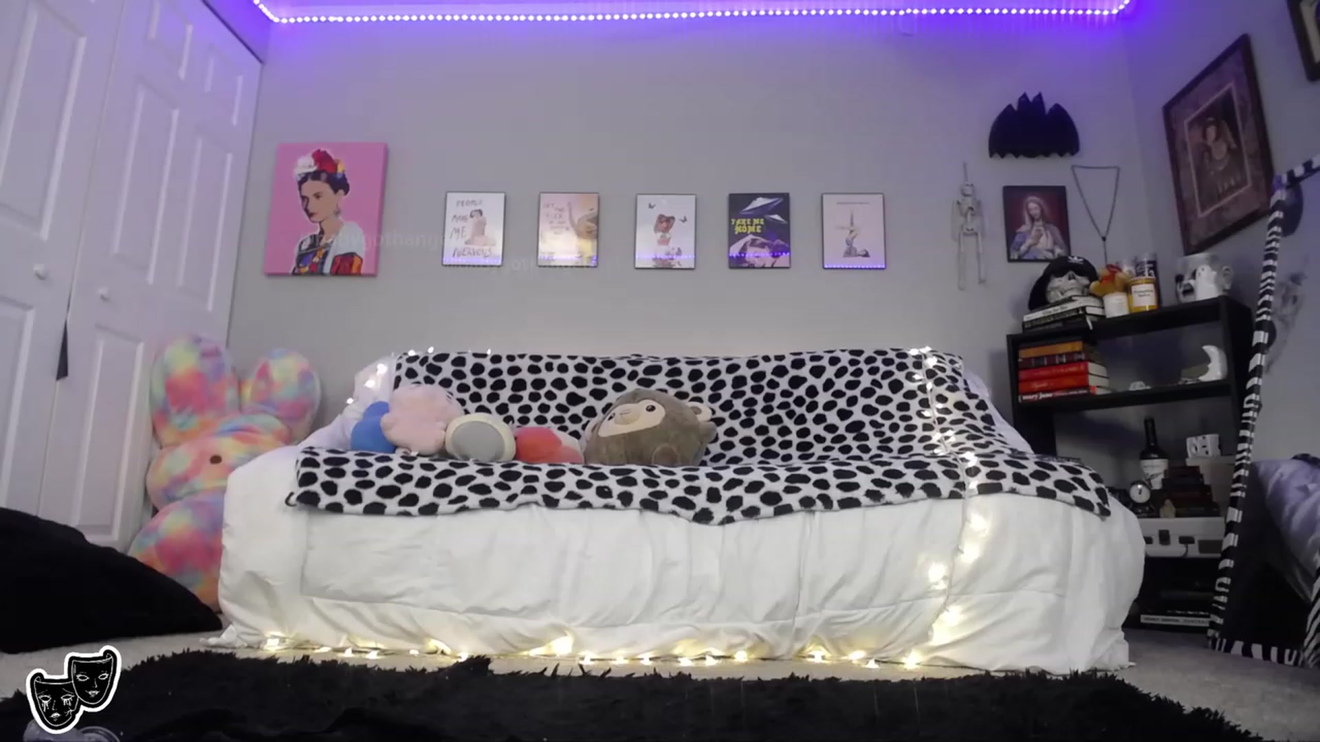 Gallery image thumbnail from babygothangel's myfreecams stream on, 02/23/2023, 10:05 image 6 of 20