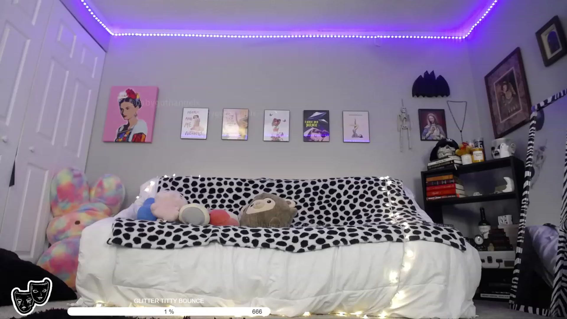 Gallery image thumbnail from babygothangel's myfreecams stream on, 02/23/2023, 10:05 image 18 of 20