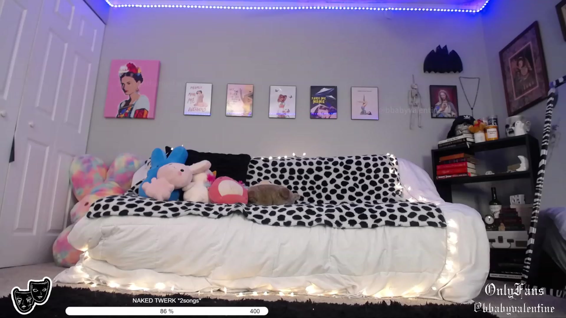 Gallery image thumbnail from babygothangel's myfreecams stream on, 02/24/2023, 08:36 image 3 of 20