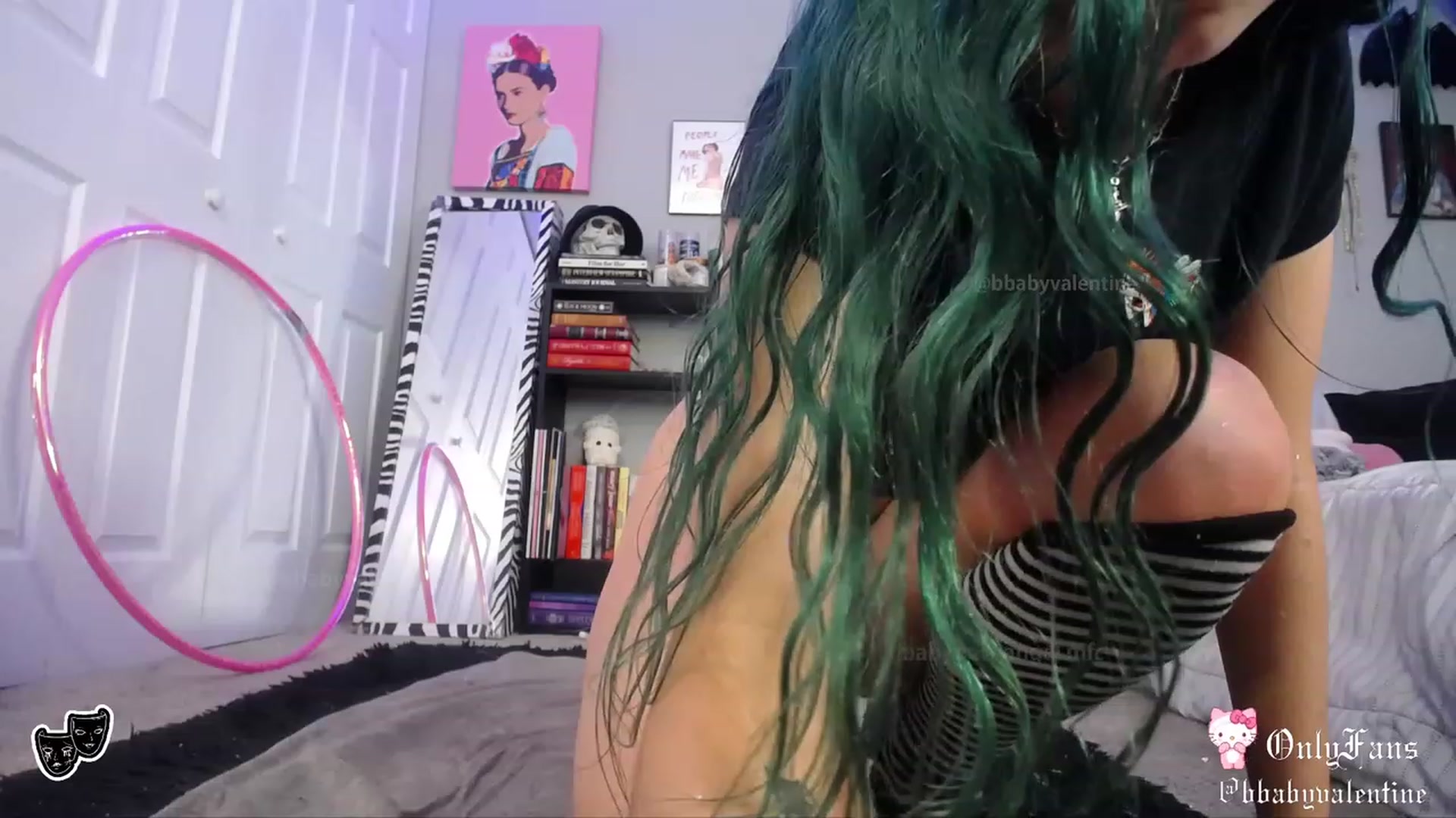 Gallery image thumbnail from babygothangel's myfreecams stream on, 06/11/2023, 09:14 image 19 of 20