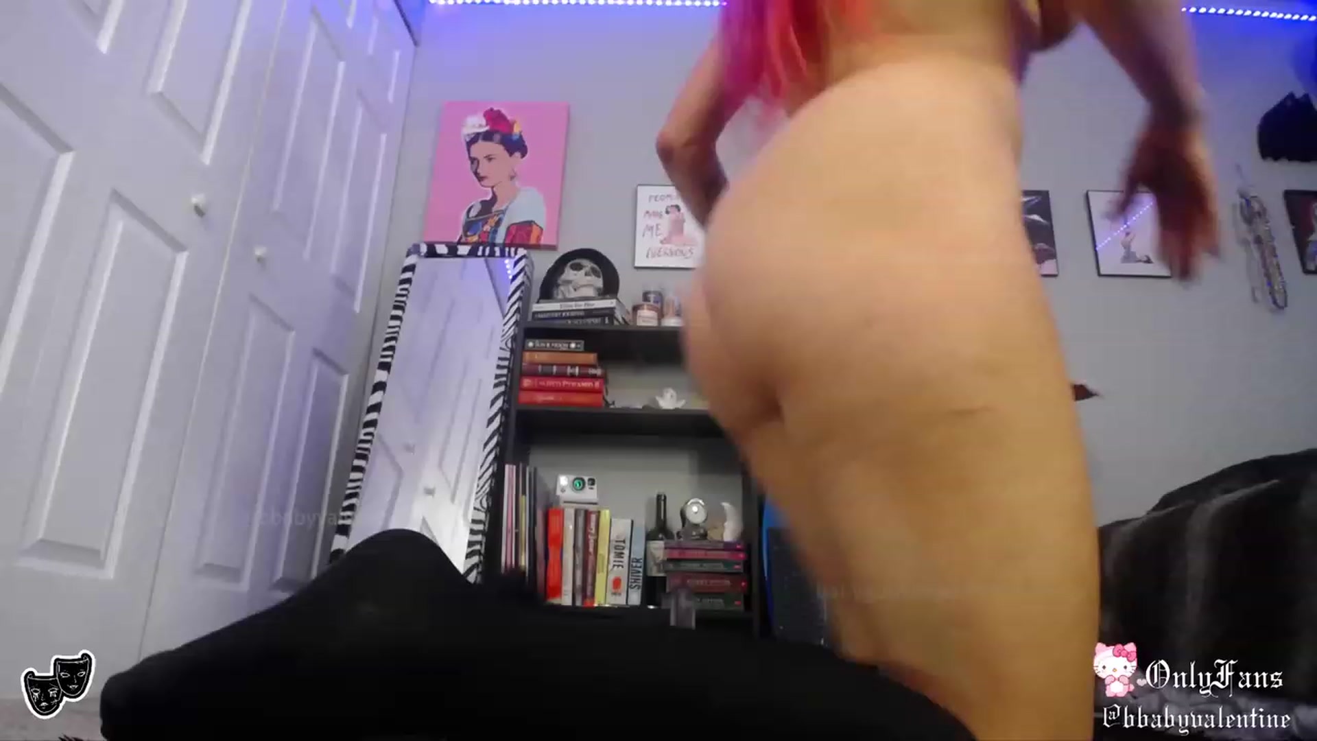 Gallery image thumbnail from babygothangel's myfreecams stream on, 08/21/2023, 05:18 image 2 of 20