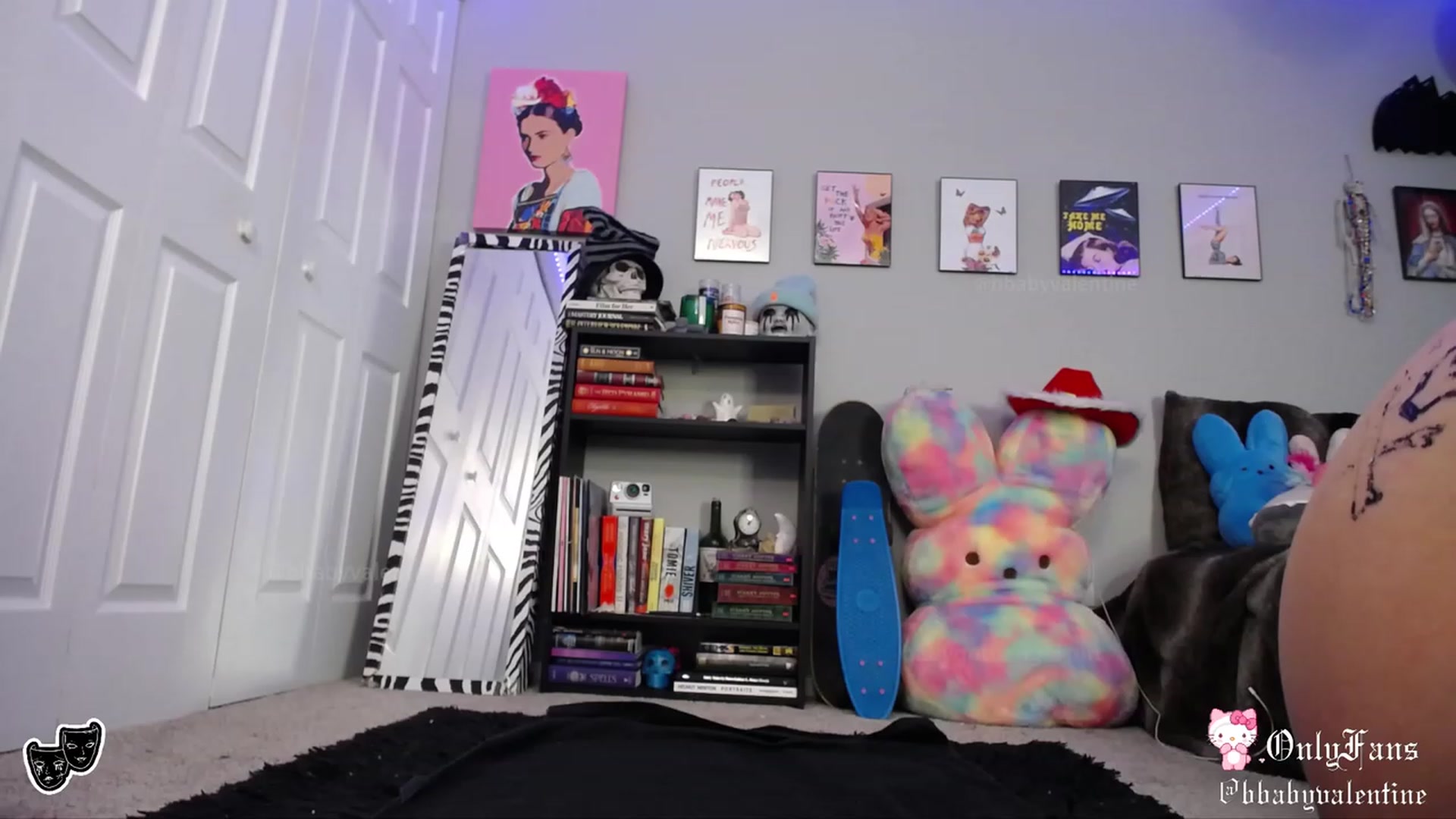 Gallery image thumbnail from babygothangel's myfreecams stream on, 08/25/2023, 09:33 image 1 of 20