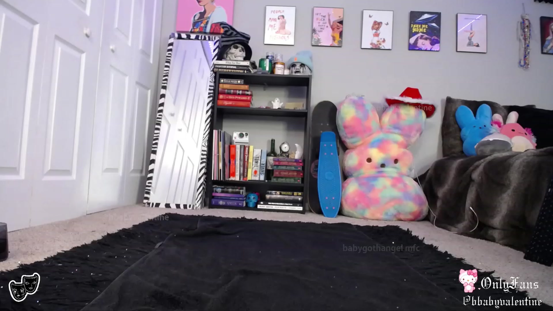 Gallery image thumbnail from babygothangel's myfreecams stream on, 08/25/2023, 09:33 image 9 of 20
