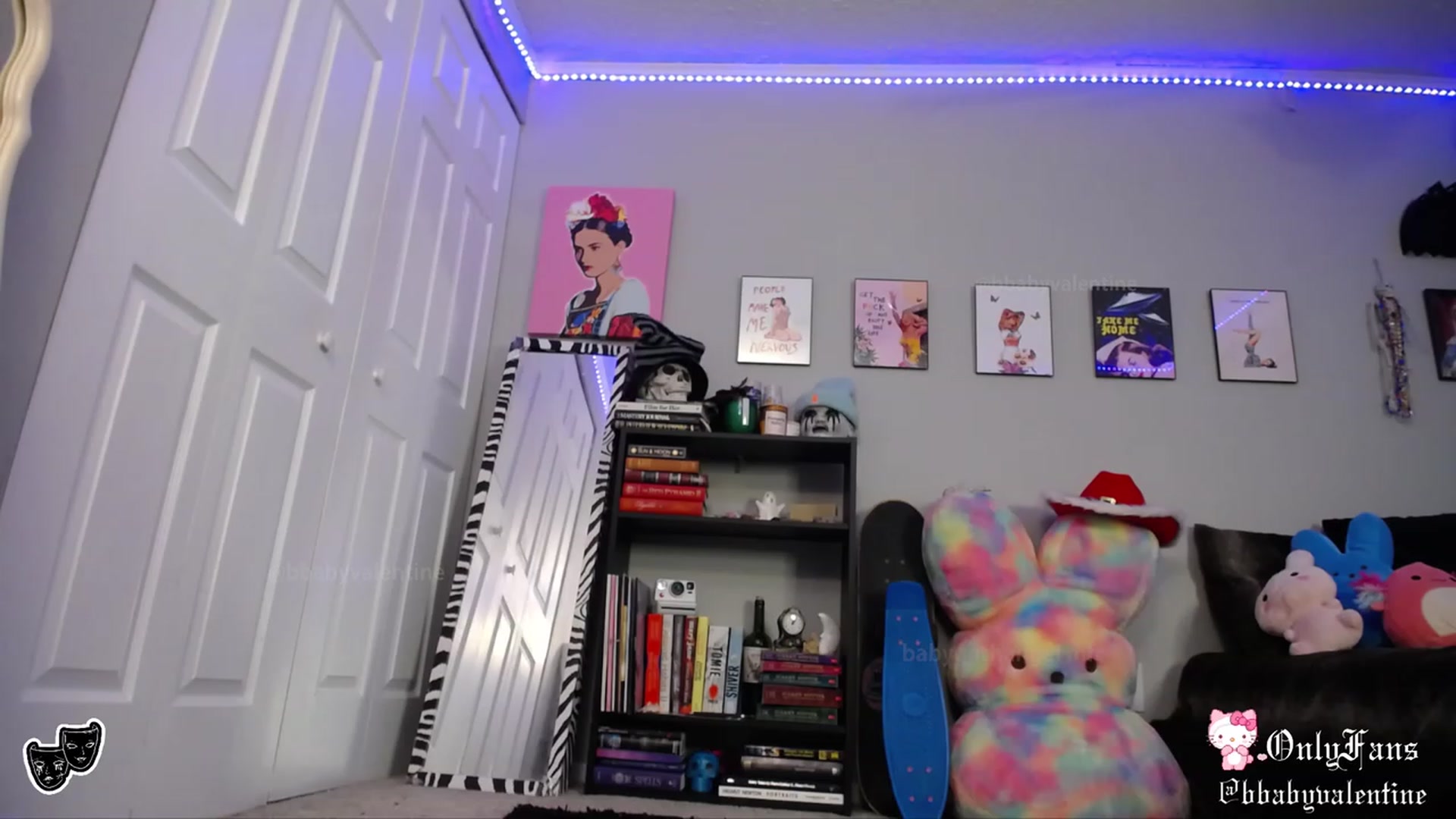 Gallery image thumbnail from babygothangel's myfreecams stream on, 08/27/2023, 10:38 image 13 of 20