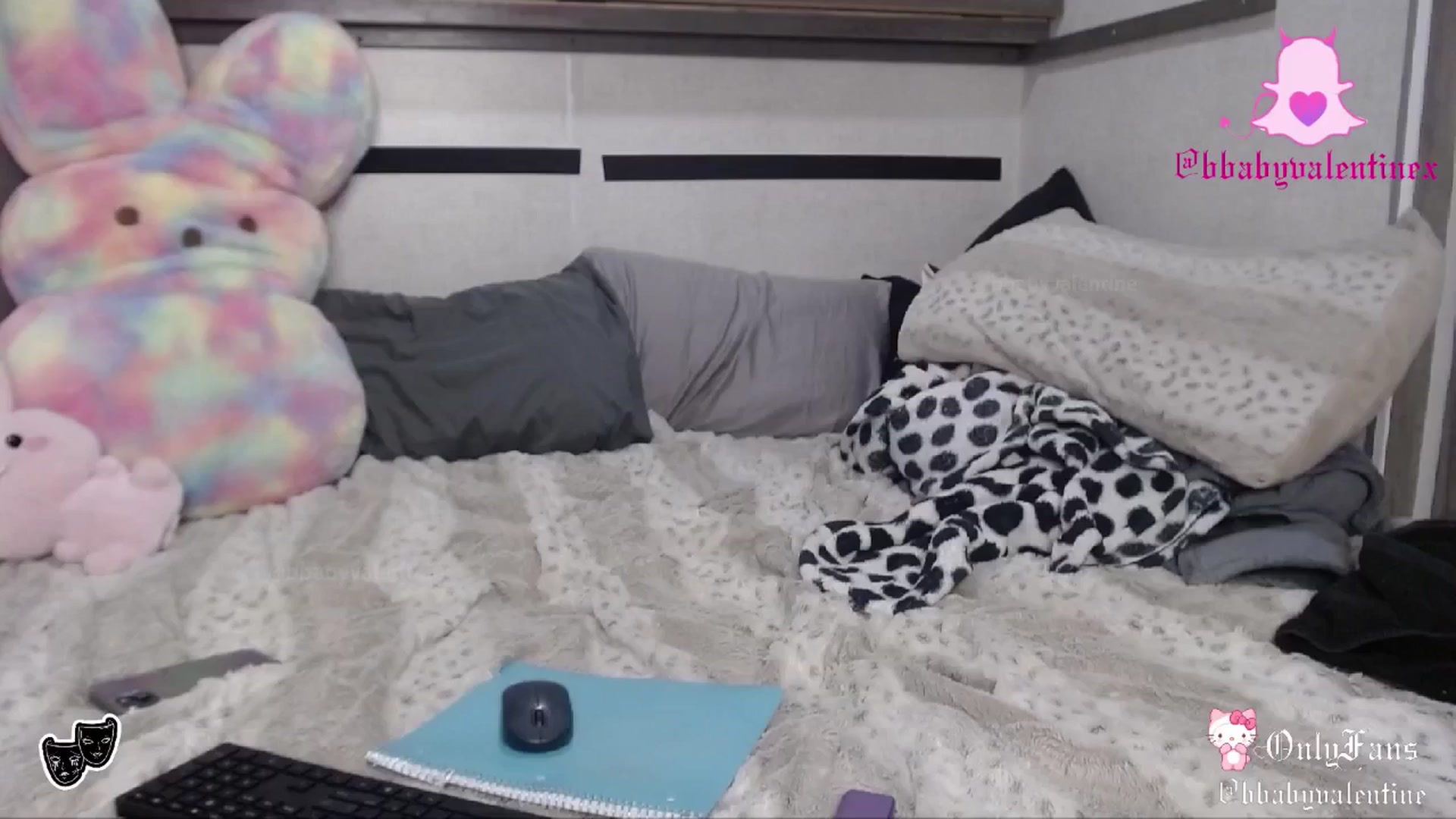 Gallery image thumbnail from babygothangel's myfreecams stream on, 04/20/2025, 18:57 image 18 of 20