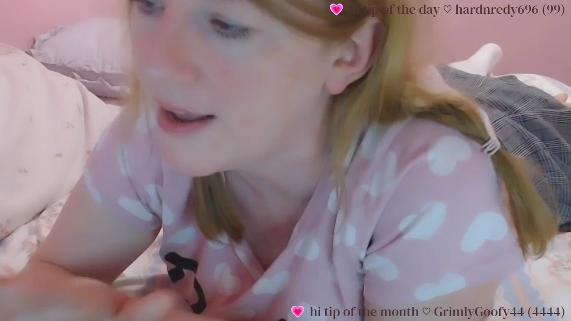 Gallery image thumbnail from babyimyours's myfreecams stream on, 03/26/2025, 22:01 image 16 of 20