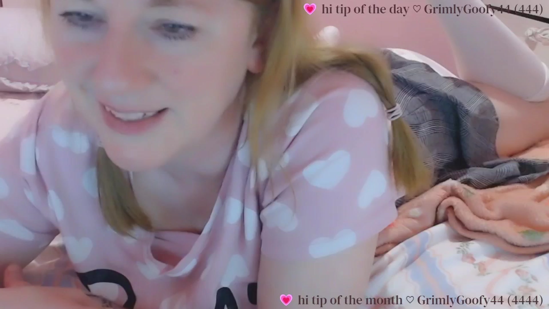 Gallery image thumbnail from babyimyours's myfreecams stream on, 03/26/2025, 23:36 image 3 of 20