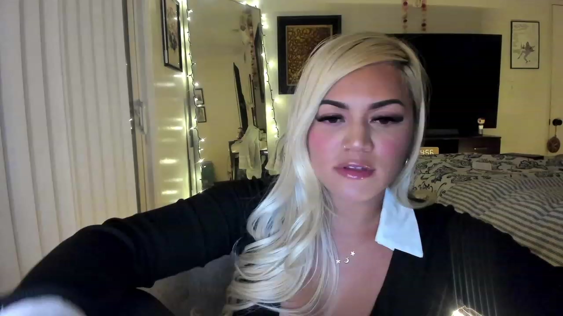 Gallery image thumbnail from babytoshi's myfreecams stream on, 12/01/2022, 01:00 image 19 of 20