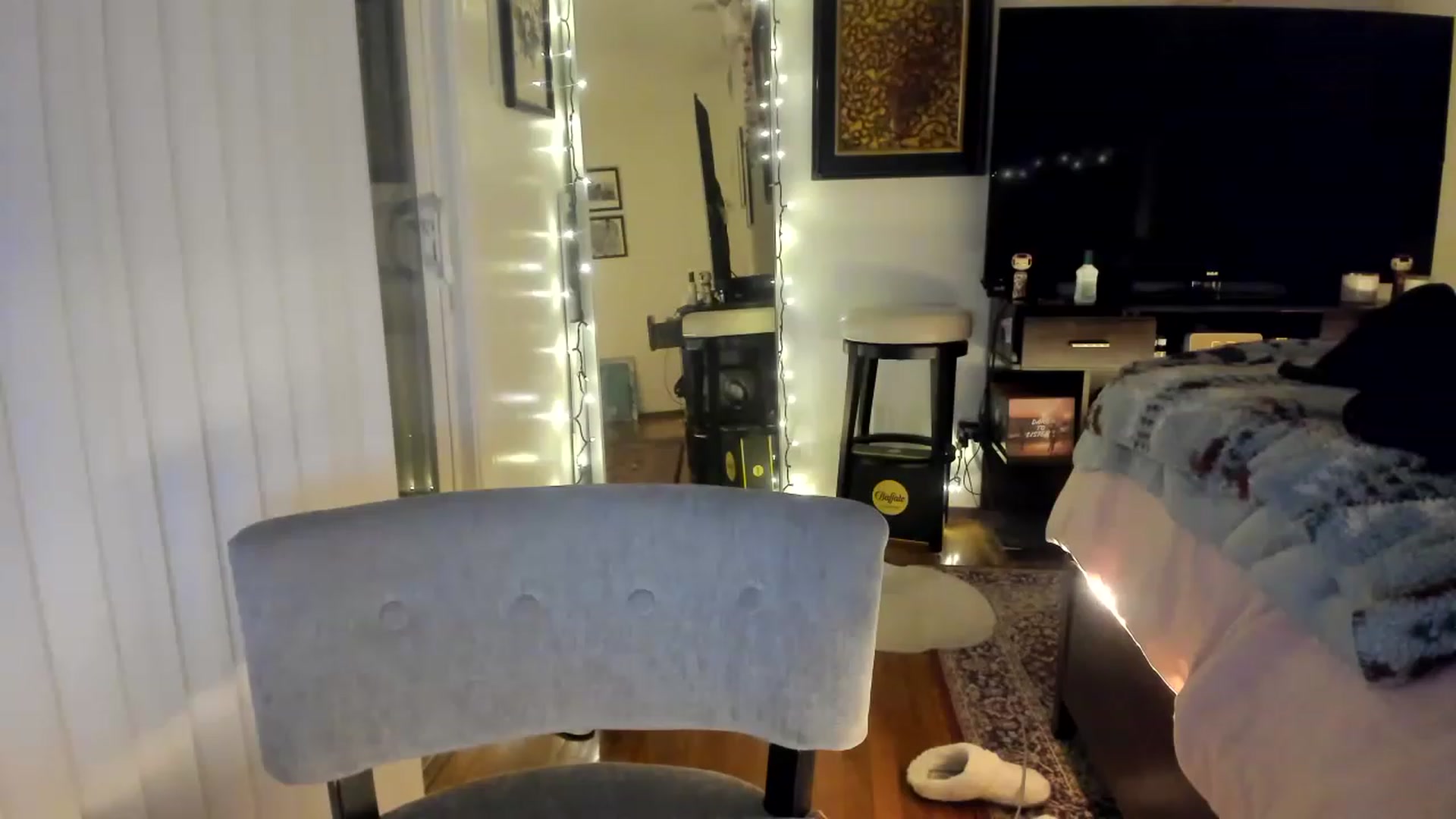 Gallery image thumbnail from babytoshi's myfreecams stream on, 03/03/2023, 02:33 image 18 of 20