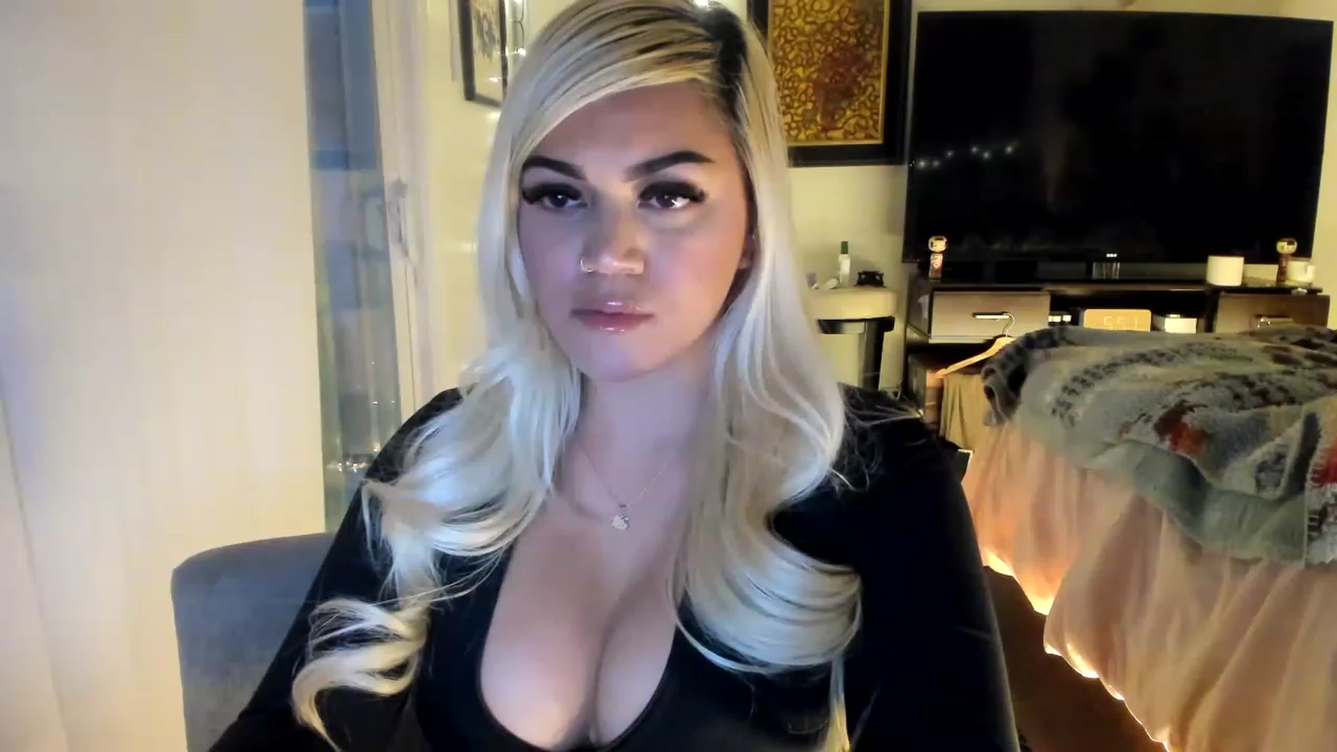 Gallery image thumbnail from babytoshi's myfreecams stream on, 03/07/2023, 01:56 image 16 of 20
