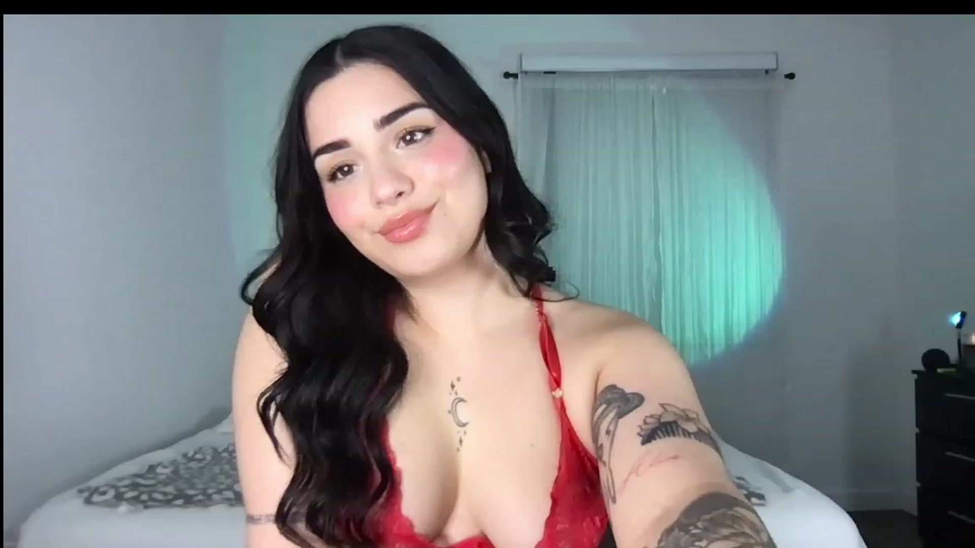 Gallery image thumbnail from babyxjulz's myfreecams stream on, 12/21/2022, 06:28 image 5 of 20