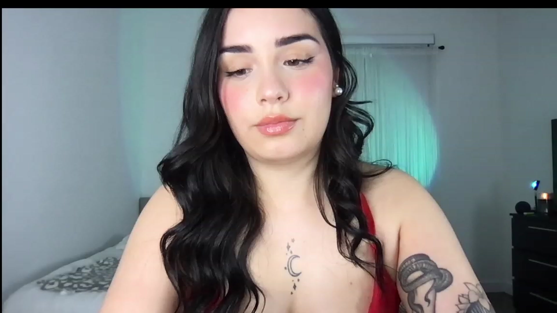 Gallery image thumbnail from babyxjulz's myfreecams stream on, 12/21/2022, 06:28 image 20 of 20