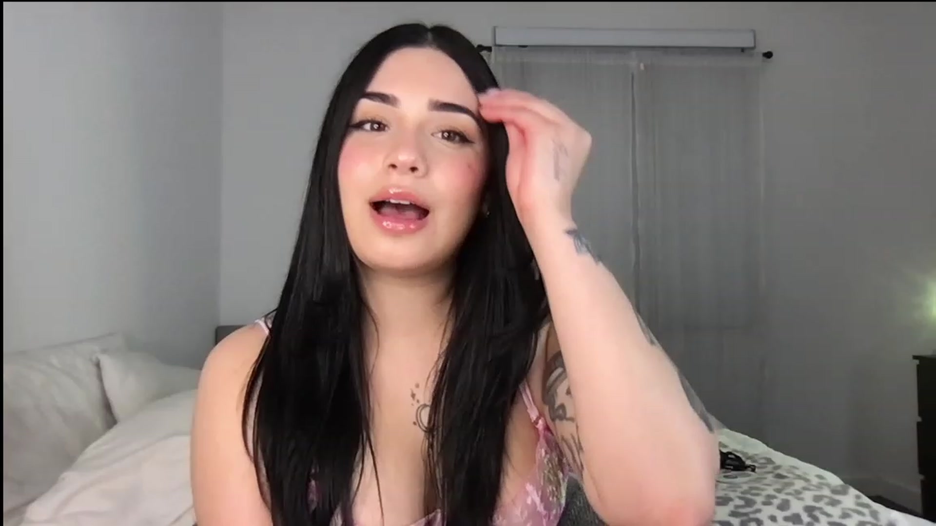 Gallery image thumbnail from babyxjulz's myfreecams stream on, 01/13/2023, 07:42 image 17 of 20