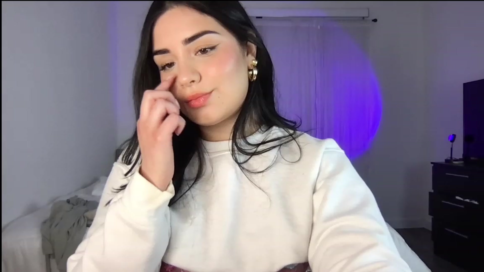 Gallery image thumbnail from babyxjulz's myfreecams stream on, 01/16/2023, 06:18 image 8 of 20