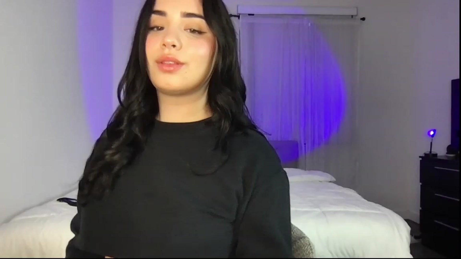 Gallery image thumbnail from babyxjulz's myfreecams stream on, 01/19/2023, 06:35 image 17 of 20