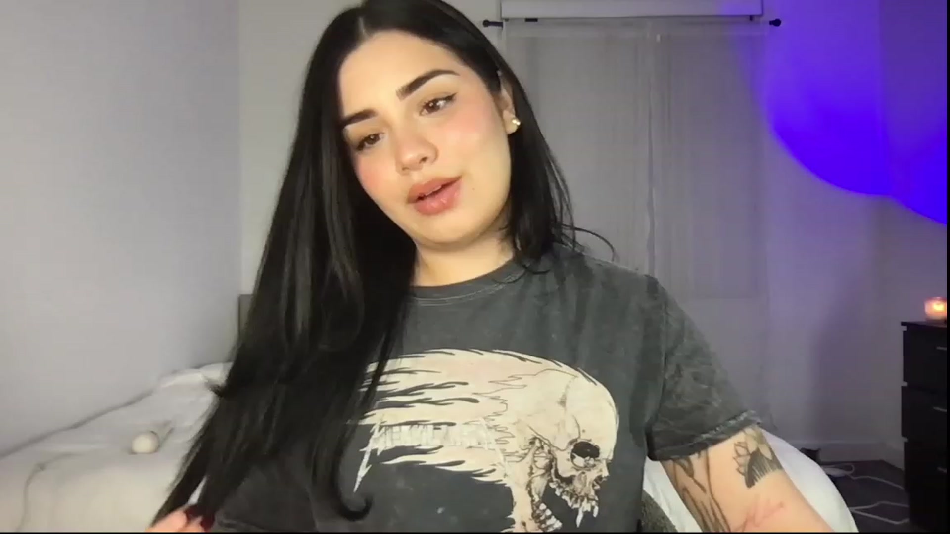 Gallery image thumbnail from babyxjulz's myfreecams stream on, 01/31/2023, 06:39 image 5 of 20