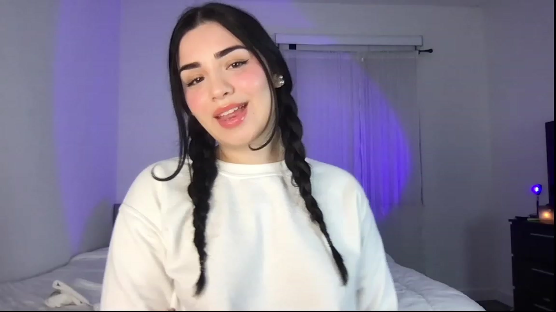 Gallery image thumbnail from babyxjulz's myfreecams stream on, 02/05/2023, 04:35 image 11 of 20
