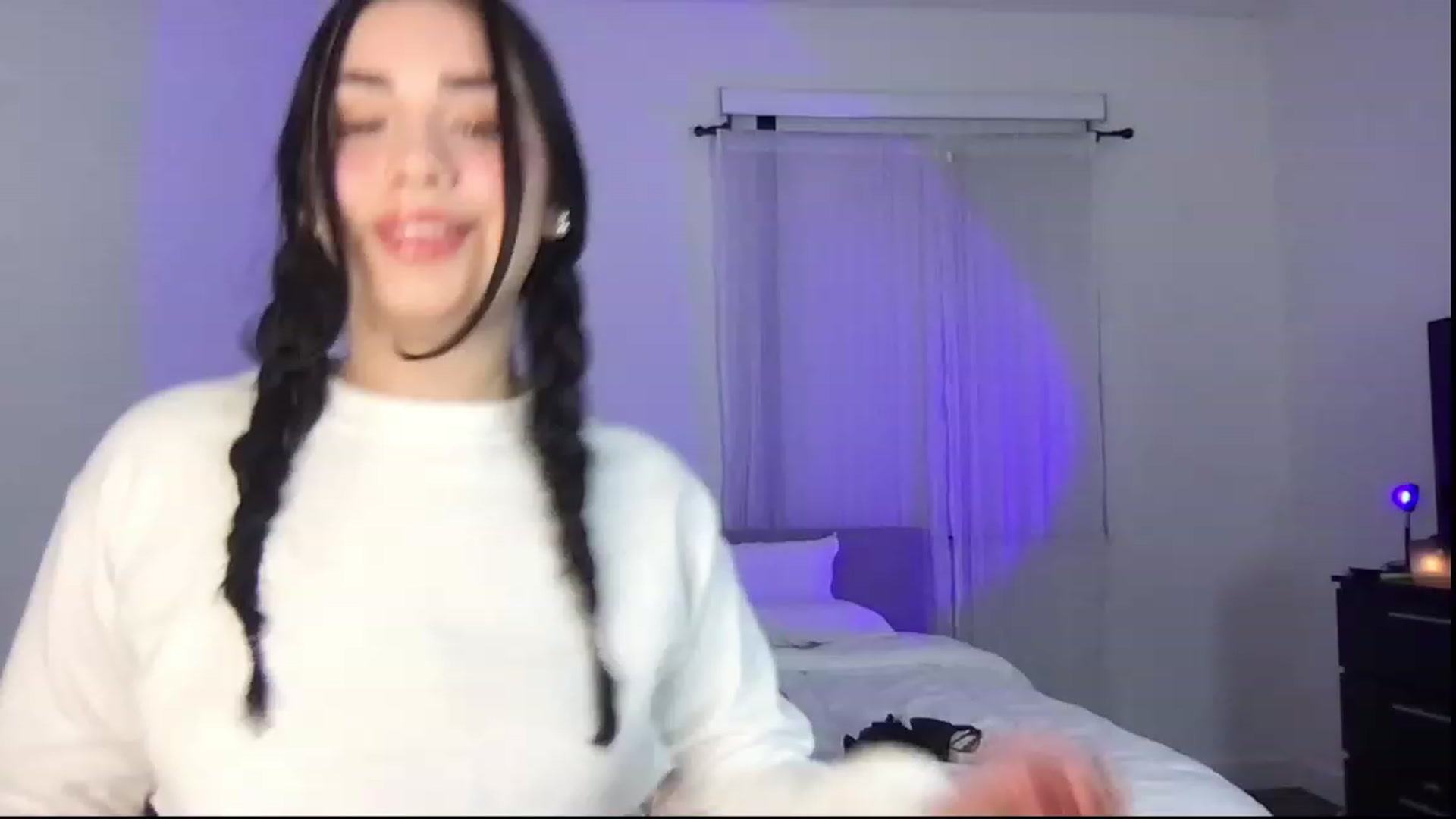 Gallery image thumbnail from babyxjulz's myfreecams stream on, 02/05/2023, 04:35 image 17 of 20
