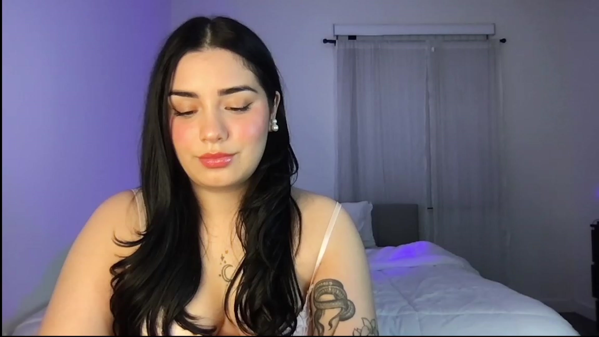 Gallery image thumbnail from babyxjulz's myfreecams stream on, 02/07/2023, 06:30 image 19 of 20