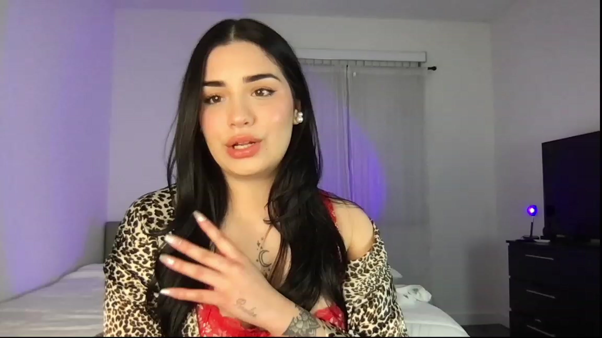 Gallery image thumbnail from babyxjulz's myfreecams stream on, 02/14/2023, 04:18 image 2 of 20