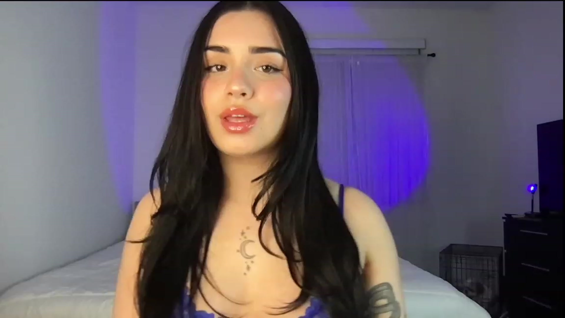 Gallery image thumbnail from babyxjulz's myfreecams stream on, 02/24/2023, 06:10 image 12 of 20