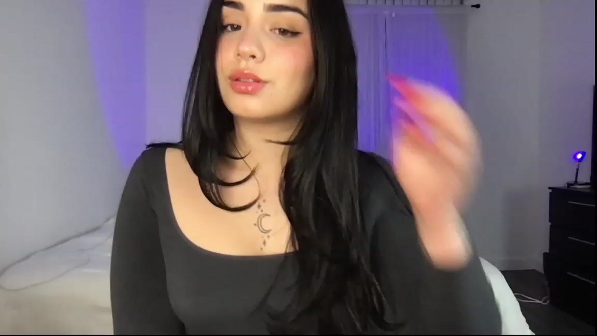 Gallery image thumbnail from babyxjulz's myfreecams stream on, 02/25/2023, 05:14 image 1 of 20