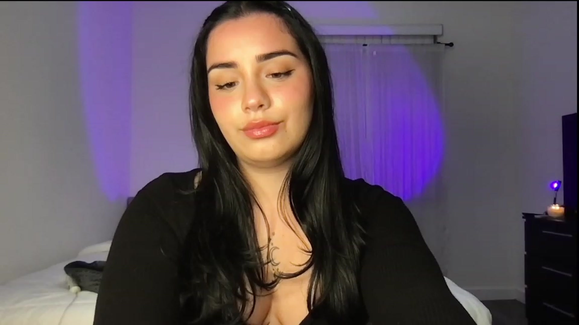 Gallery image thumbnail from babyxjulz's myfreecams stream on, 03/20/2023, 06:04 image 13 of 20
