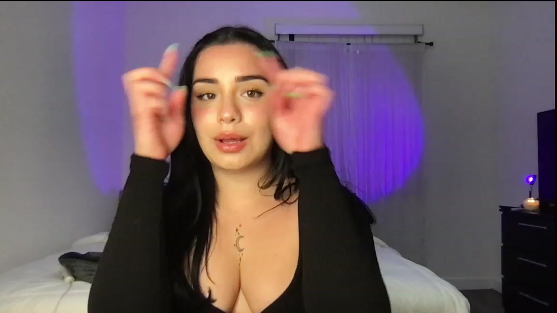 Gallery image thumbnail from babyxjulz's myfreecams stream on, 03/20/2023, 06:04 image 7 of 20